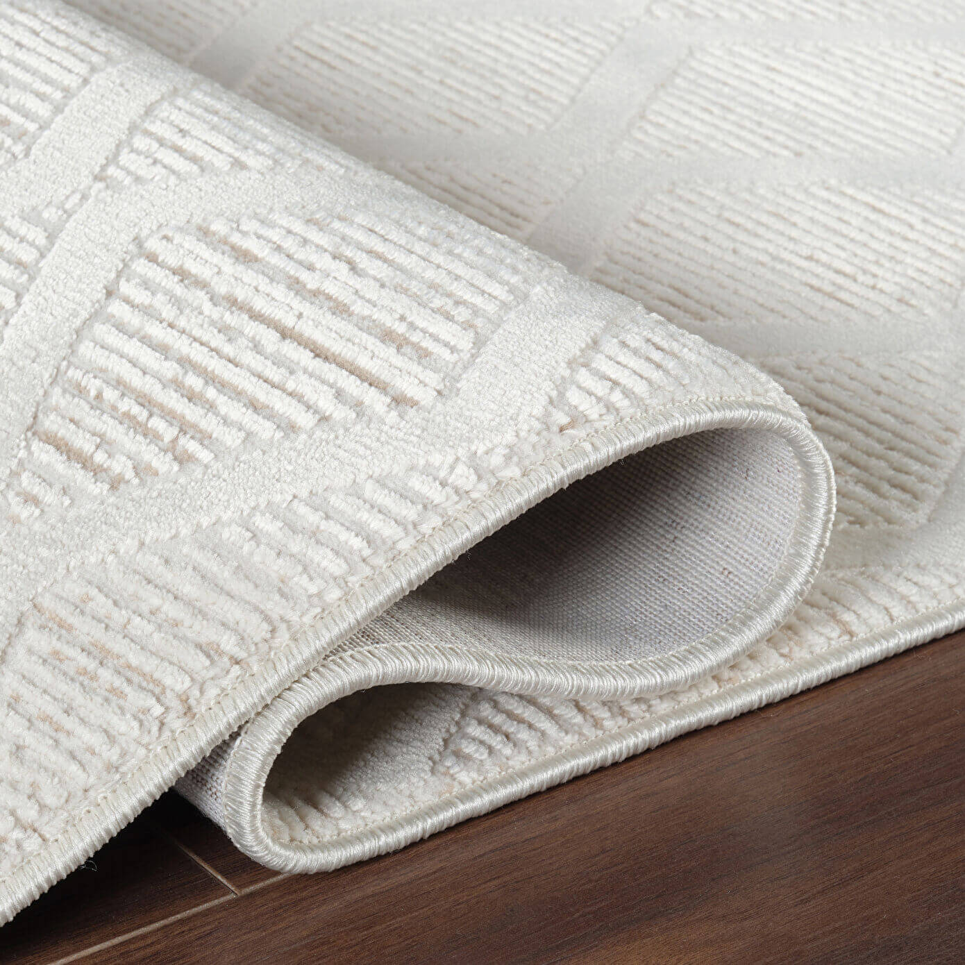 Kaşmir Halı harcamalarınız World'e özel 2 Taksit!